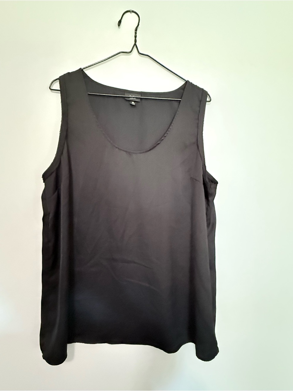 Massimo Size XL Silky Black Sleeveless Scoop Neck Camisole